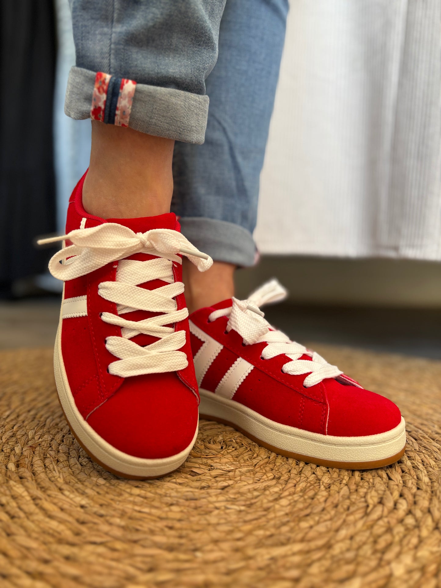 Les baskets Camille rouge