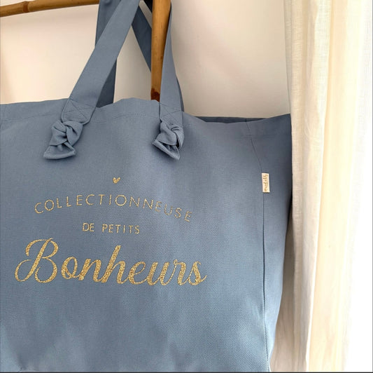 Le sac cabas : collectionneuse de petits bonheurs bleu nuage