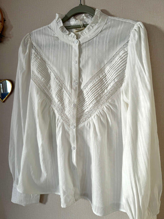 La chemise Augustine