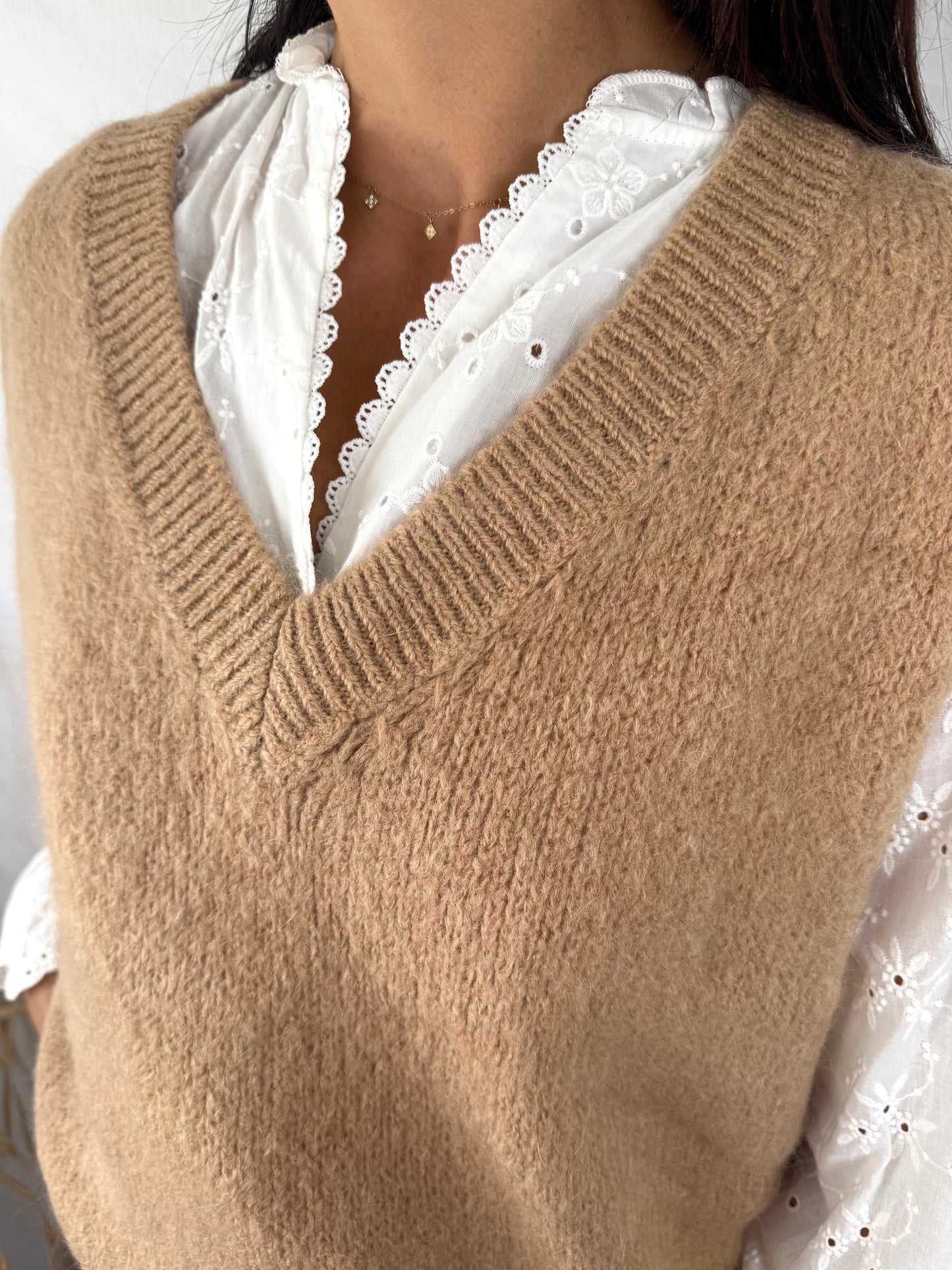 Pull sans manche Charlie camel