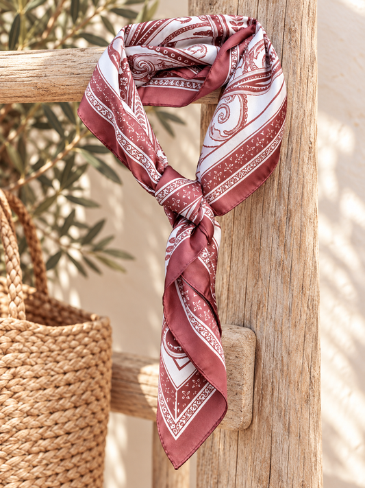 Le foulard femme effet soie choco