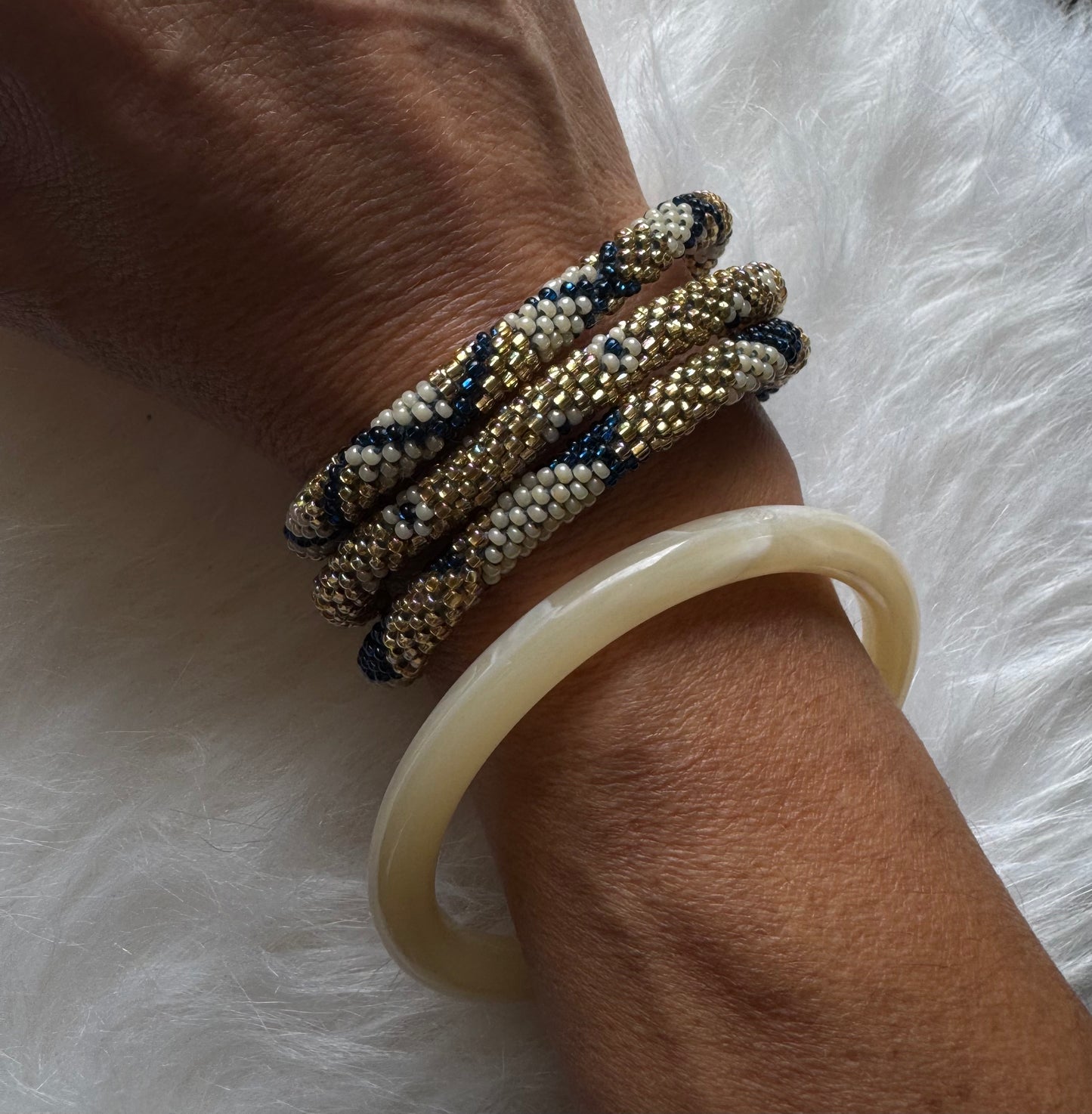 Trio népalais bleu blanc or