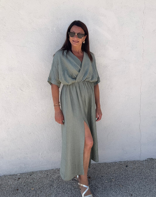 La robe Elma vert amande