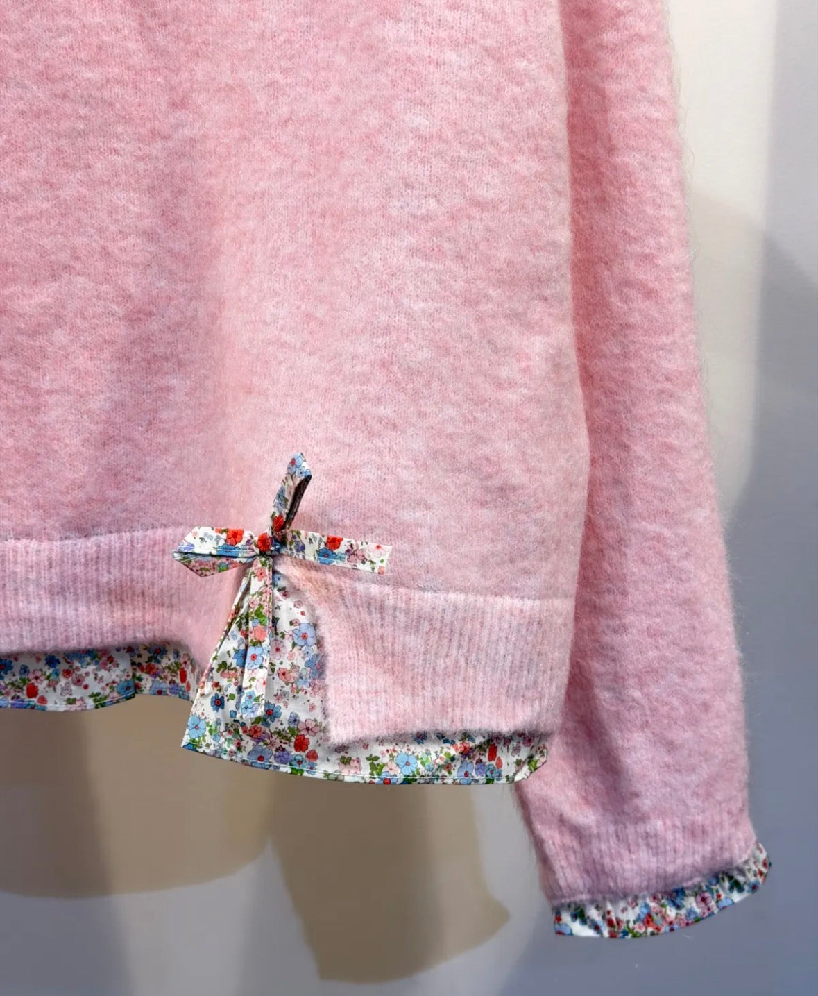 Pull Auguste - Douceur & Élégance avec Détails Liberty