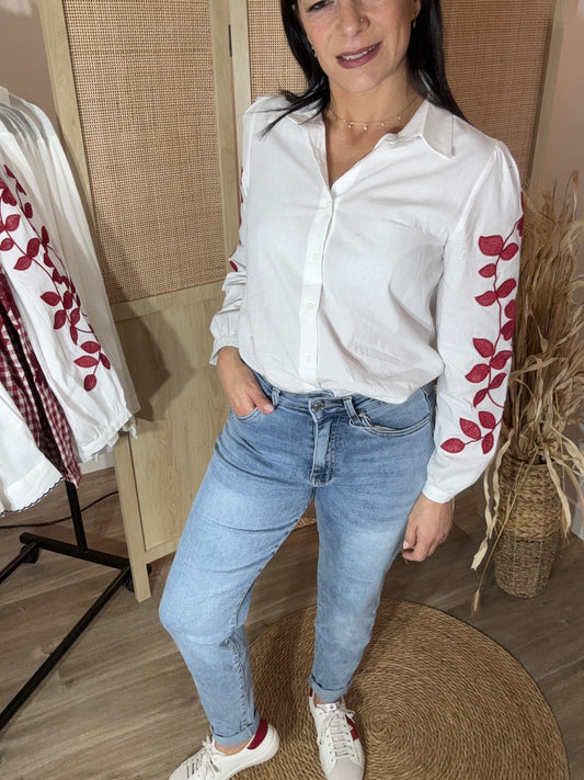 La chemise capucine