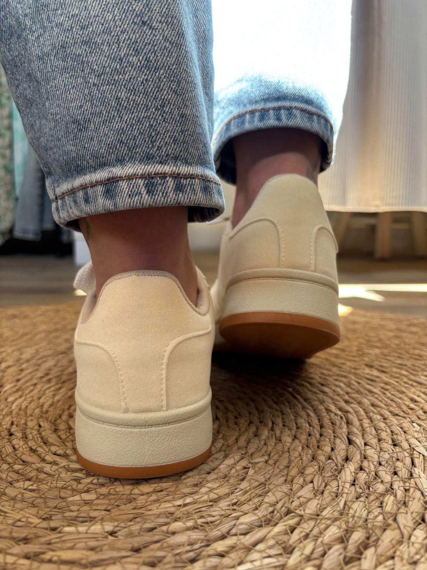 Les baskets Camille beige