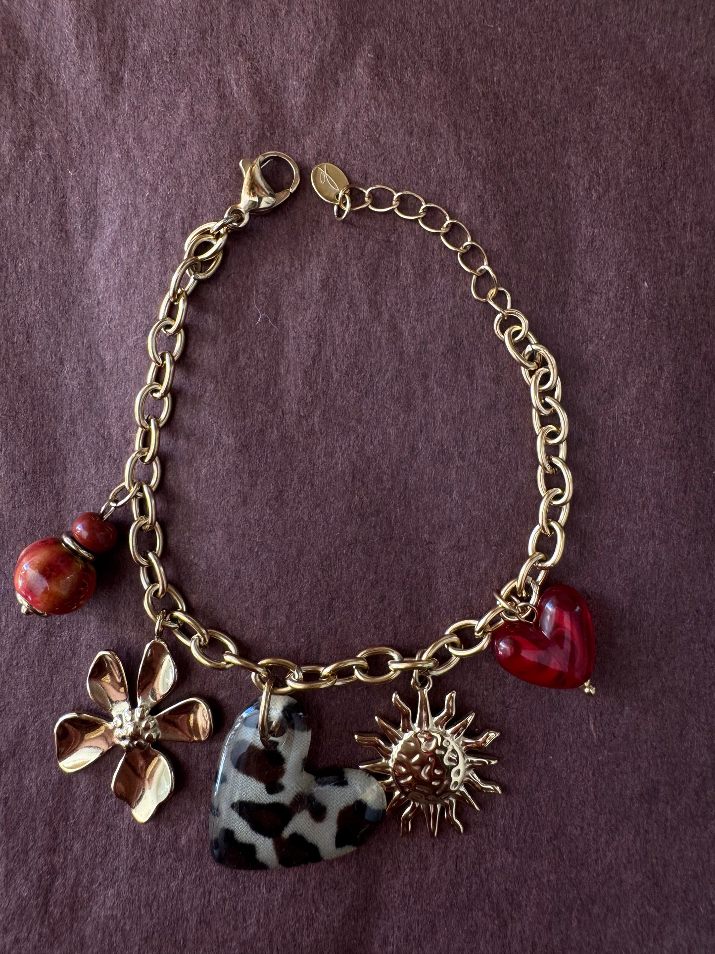 Le bracelet charm cœur Léo