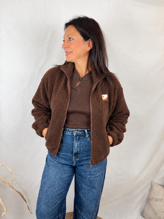 La veste sherpa marron