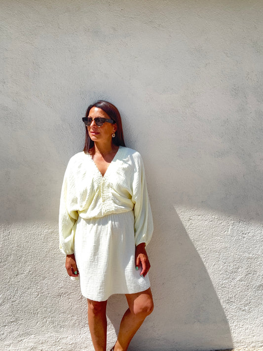 La robe Chanel jaune clair